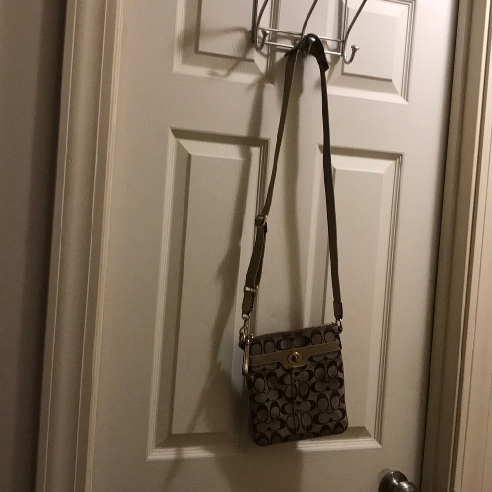 ⭐️Small Coach Purse⭐️